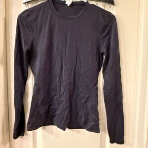 LuluClassic Black Long Sleeve Women's Top